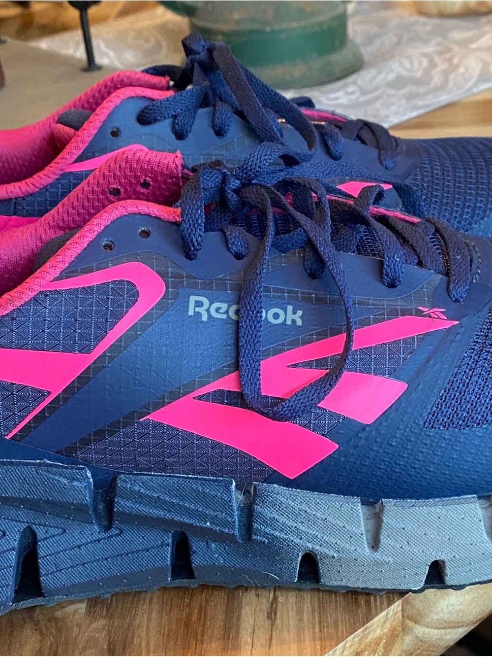 Reebok Floatzig Work Women’s 8.5M Athletic Shoe with Composite Toe
